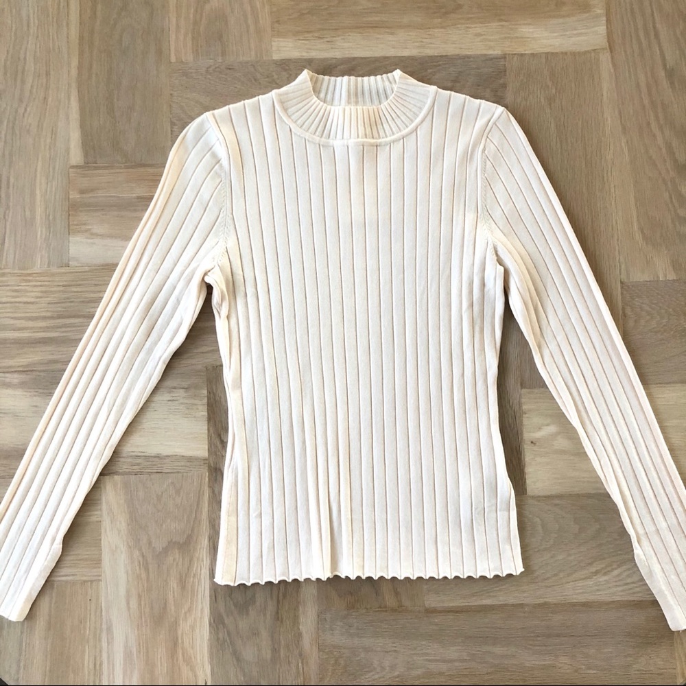 H&M Cream Mock Neck Sweater: Medium